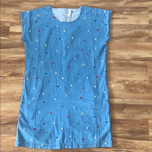 Hanna Andersson Embroidered Chambray Dress - Picture 2 of 14